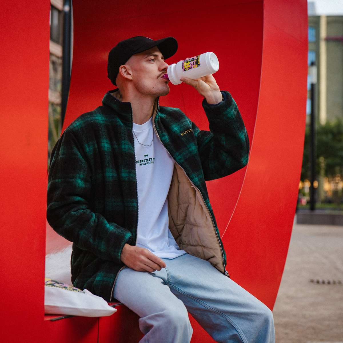 TRINKFLASCHE MNSTRY x YEYE WELLER