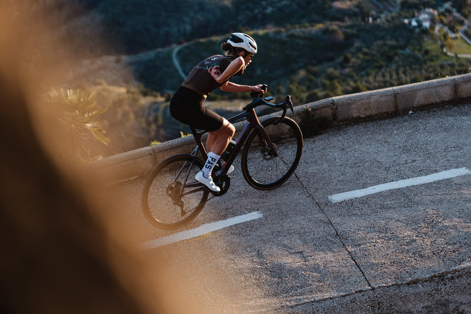 INTENSITY BAR | MNSTRY